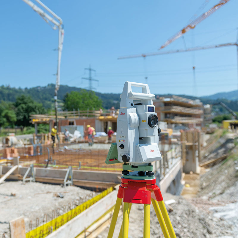 Used Leica TS16 P 5" R500 Total Station - Full Kit